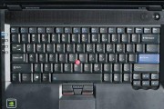 ThinkPad T400拆机图解教程？拆解过程中需要注意哪些问题？