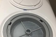 洗碗机底排水清洗方法（简便有效的清洁技巧和步骤）