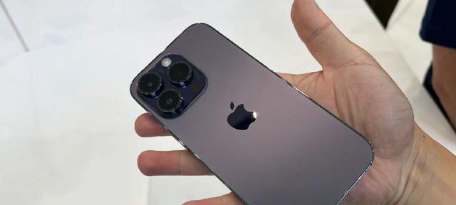 iPhone新款发布时间曝光！（关注新款iPhone发布日期，给你最新消息！）