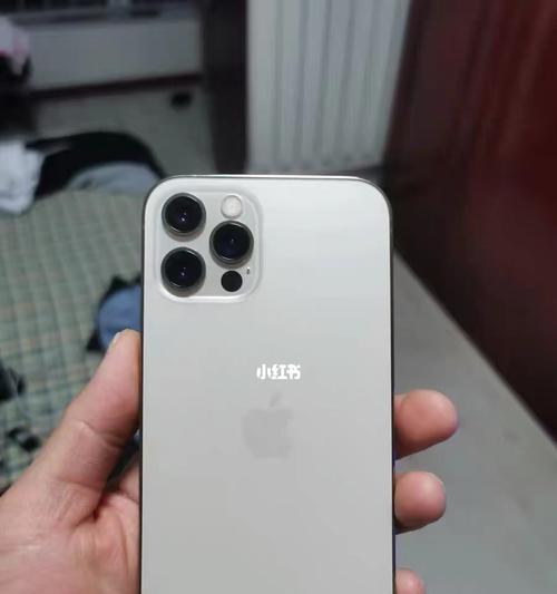 iPhone13美版与国行的区别对比（一探新一代iPhone的全球差异与相似之处）