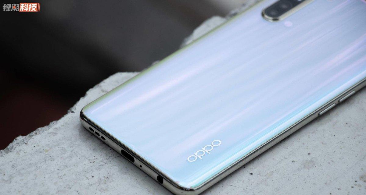 解析OPPOReno6的价格与性能特点（探索OPPOReno6的定价策略及产品优势）