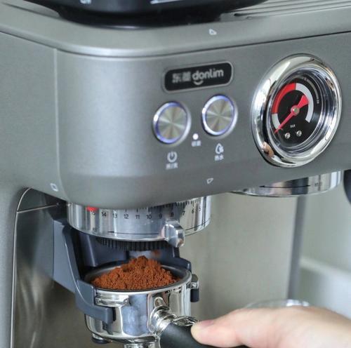 咖啡机萃取油变少的原因及解决方法（影响咖啡机萃取油量的因素与调整方法）