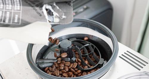 咖啡机磨粉过细如何解决（让咖啡机磨出更好口感的秘诀）