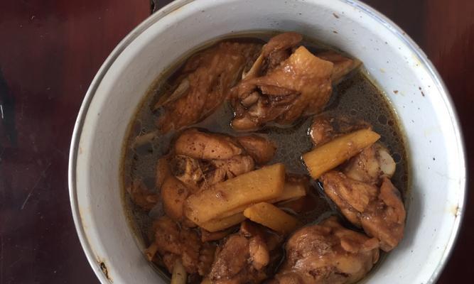 电饭煲美食失败的原因及解决方法（探寻电饭煲美食失败的根源）