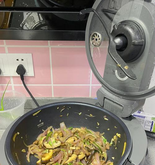 电饭煲美食失败的原因及解决方法（探寻电饭煲美食失败的根源）