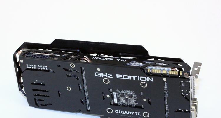 玩游戏时GTX970与GTX780Ti哪个性能更优？如何选择适合的显卡？